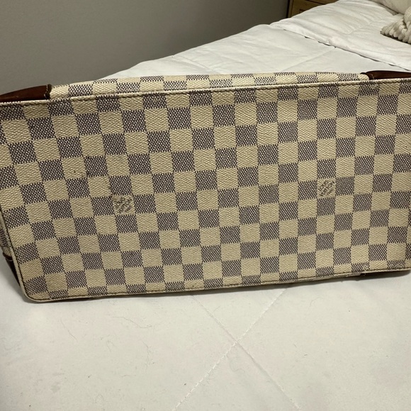 authentic LV Hampstead - Picture 5 of 11